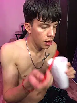 Snapshot of DominicPrince chatting on February 22, 2025, 5:23 am DominicPrince online show from February 22, 2025, 5:23 am