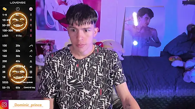 Snapshot of DominicPrince chatting on September 19, 2025, 12:23 am DominicPrince online show from September 19, 2025, 12:23 am