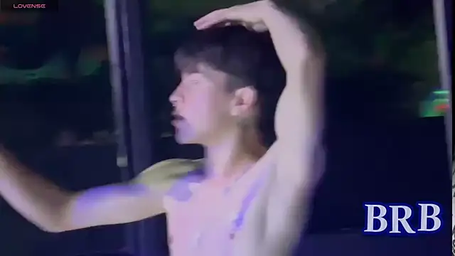 Snapshot of DominicPrince chatting on November 11, 2025, 5:18 am DominicPrince online show from November 11, 2025, 5:18 am