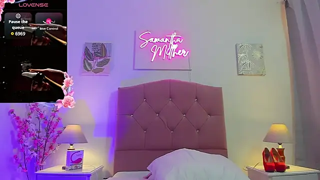 Samanthamillher10 online show from March 11, 2025, 2:40 pm