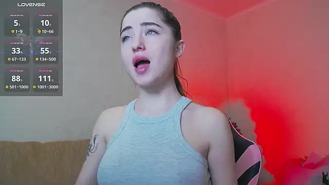 Snapshot of Luxuryalma chatting on February 10, 2026, 12:20 pm Luxuryalma online show from February 10, 2026, 12:20 pm