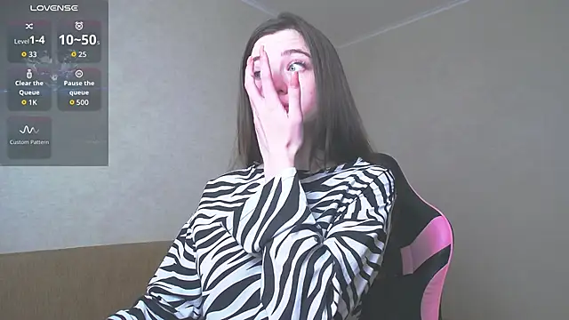 Luxuryalma online show from April 23, 2026, 1:02 pm