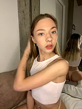  urbestie  online show from October 3, 2025, 10:51 pm