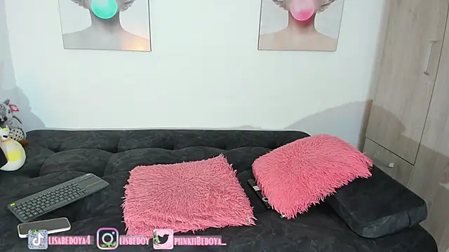 Amberbedoya  online show from December 3, 2024, 12:46 am