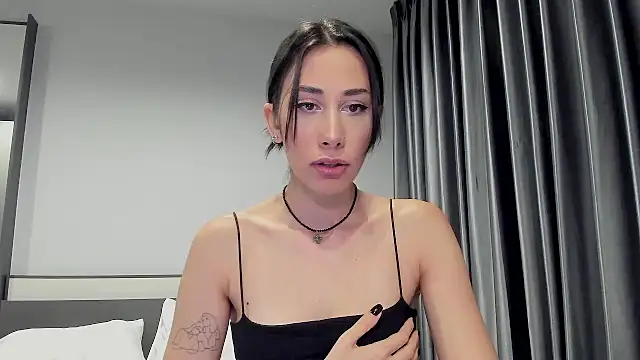 Sophiehii online show from January 9, 2025, 12:41 pm