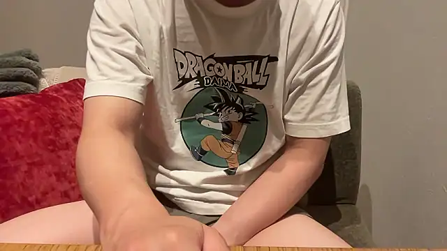 atom0407 online show from September 12, 2025, 4:40 pm