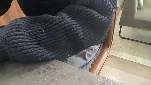 atom0407 online show from March 10, 2026, 2:16 am