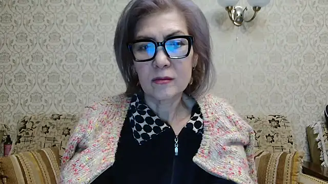 Elegant00Lady online show from October 11, 2025, 5:44 pm