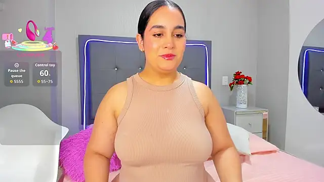 emma lye online show from November 15, 2025, 9:43 pm