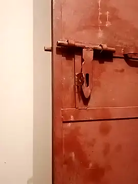 Snapshot of desihulk90 chatting on December 12, 2024, 10:20 pm desihulk90 online show from December 12, 2024, 10:20 pm