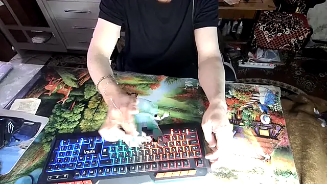 oleg1982yval12 online show from April 24, 2026, 1:57 pm