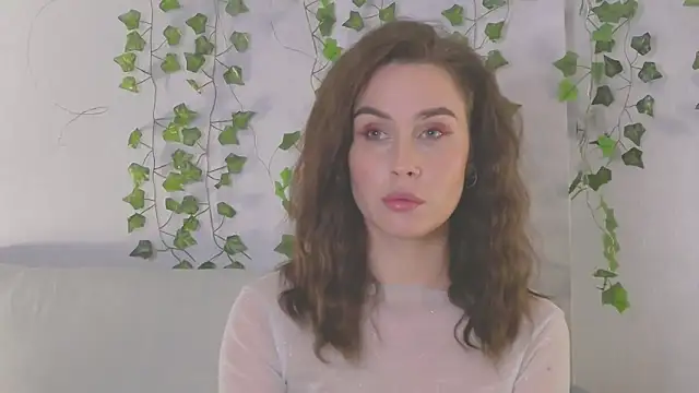 MiaNell online show from March 10, 2025, 10:34 pm