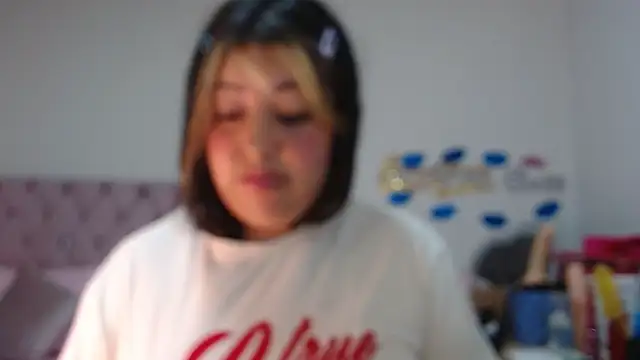 lanaqueen699 online show from January 24, 2025, 12:10 pm