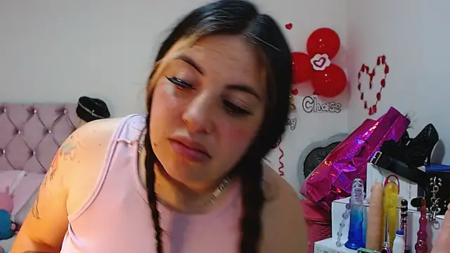 lanaqueen699 online show from March 12, 2025, 6:55 pm