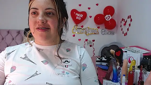 lanaqueen699 online show from March 21, 2025, 9:34 pm