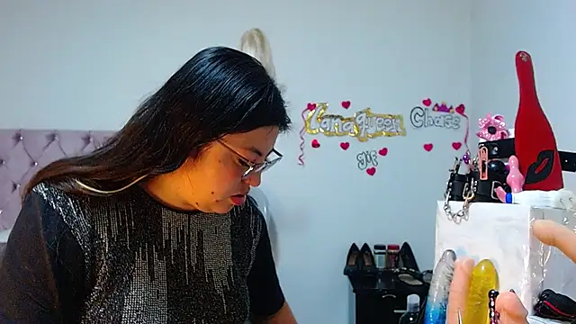 lanaqueen699 online show from September 12, 2025, 12:27 pm