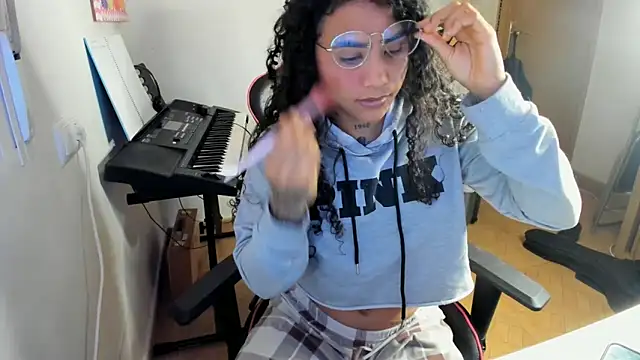 Ama music online show from October 8, 2025, 7:39 am