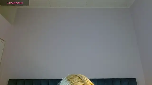 april bunnyy online show from February 24, 2025, 6:15 pm