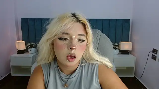 april bunnyy online show from June 3, 2026, 9:31 pm