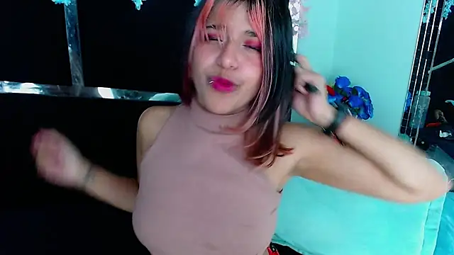 UnderBaby  online show from March 19, 2025, 11:57 pm