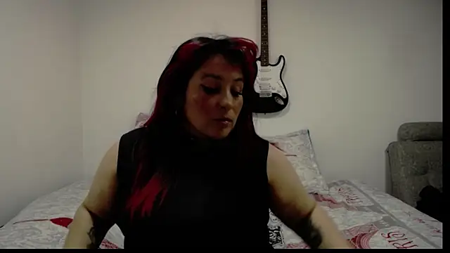 amydeepqueen online show from May 15, 2026, 2:02 pm