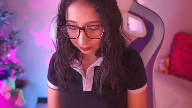 Sunny flower  online show from February 4, 2026, 3:56 am