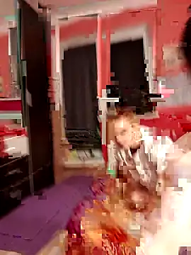 Moon Lollie  online show from September 13, 2025, 10:09 pm