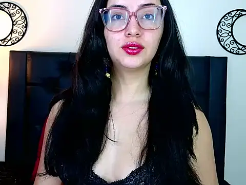 EvoletFMK online show from October 20, 2025, 5:24 pm