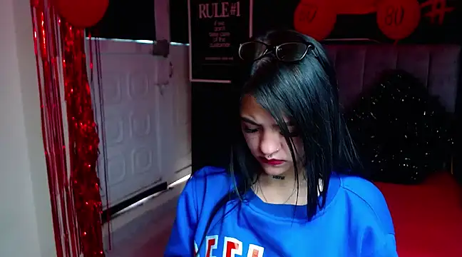 Violettasquirt online show from February 27, 2025, 3:05 pm