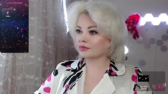 Snapshot of JewellKiss7 chatting on January 4, 2025, 7:23 pm JewellKiss7 online show from January 4, 2025, 7:23 pm