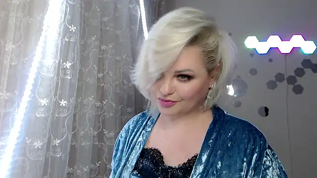 Snapshot of JewellKiss7 chatting on January 19, 2025, 7:47 pm JewellKiss7 online show from January 19, 2025, 7:47 pm