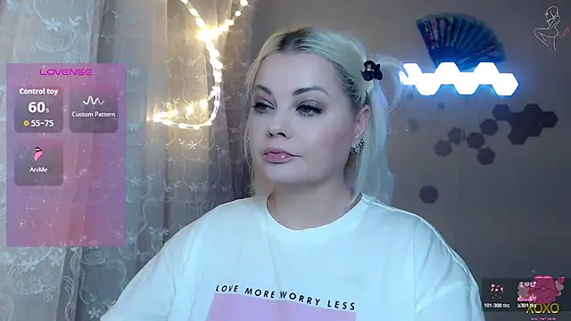 Snapshot of JewellKiss7 chatting on December 1, 2025, 4:12 pm JewellKiss7 online show from December 1, 2025, 4:12 pm