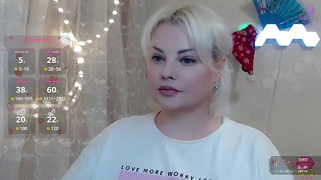 Snapshot of JewellKiss7 chatting on December 22, 2025, 6:49 pm JewellKiss7 online show from December 22, 2025, 6:49 pm