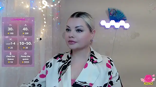 Snapshot of JewellKiss7 chatting on February 13, 2026, 1:18 pm JewellKiss7 online show from February 13, 2026, 1:18 pm