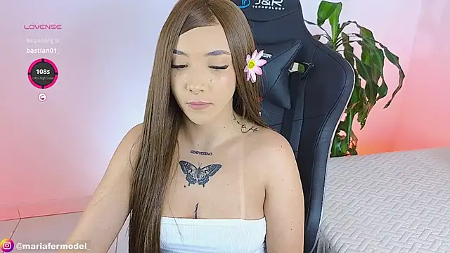 Mariafer05 online show from January 9, 2025, 5:11 pm