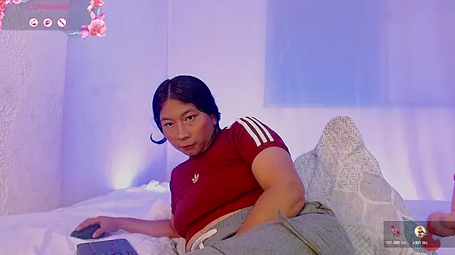 zoewilliams2 online show from February 11, 2026, 2:49 am