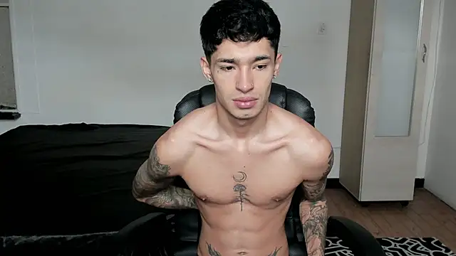 Damon  333 online show from February 5, 2026, 6:34 pm