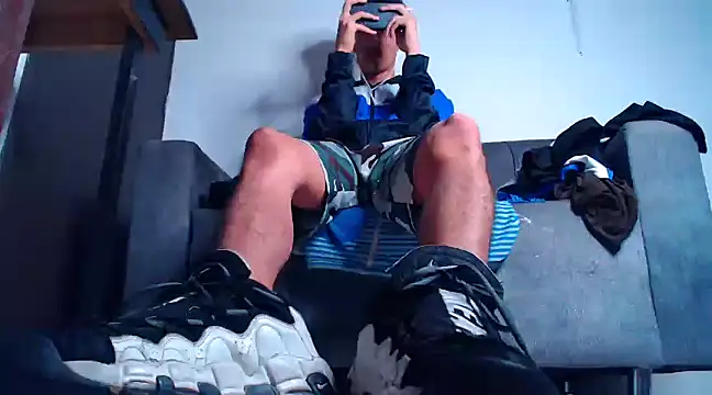 mastersmits online show from March 12, 2025, 8:08 am