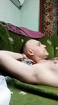 Pineapple04 online show from March 17, 2025, 2:34 pm