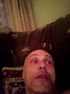 Pineapple04 online show from December 3, 2025, 3:58 am