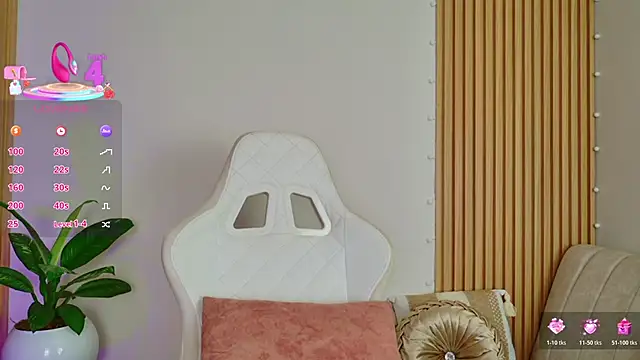 EmilyRive online show from November 29, 2025, 11:13 am