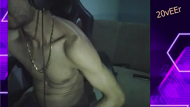 20vEEr online show from February 10, 2025, 5:47 am