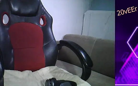 20vEEr online show from February 19, 2025, 12:14 am