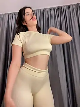 Mavi Coless online show from February 21, 2025, 5:02 am