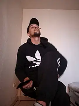 kx93 online show from February 13, 2025, 9:09 am