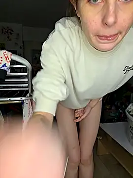 chachalette444 online show from February 13, 2026, 1:29 pm