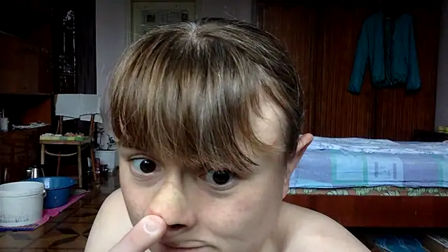 KlavdiaPetrivna online show from September 30, 2025, 6:40 am