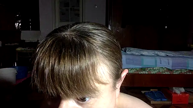 KlavdiaPetrivna online show from November 30, 2025, 8:46 pm