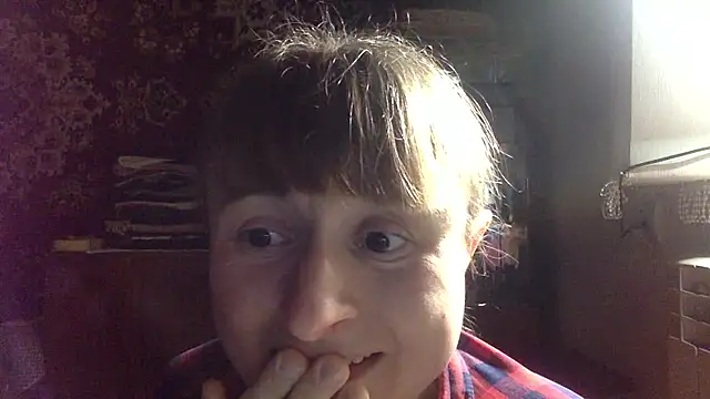 KlavdiaPetrivna online show from January 13, 2026, 8:25 pm