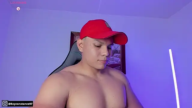 RoyConstance online show from November 28, 2025, 3:42 am